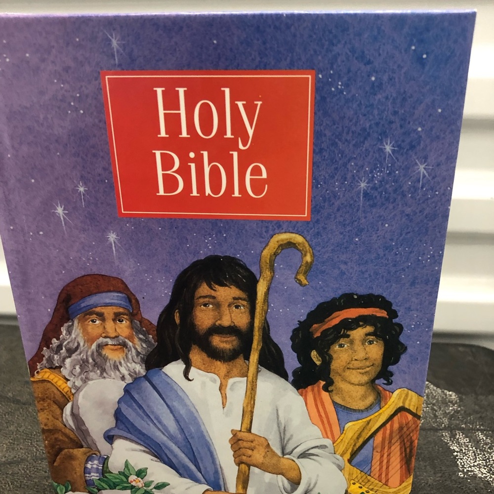 Holy Bible Children Illustratef Edition Hardcover